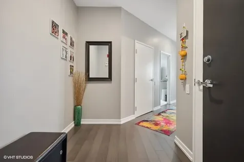 653 North Kingsbury Street Chicago IL 60654