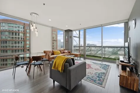 653 North Kingsbury Street Chicago IL 60654