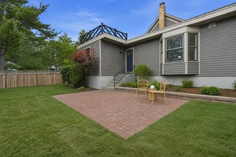 208 Dundee Avenue Barrington IL 60010