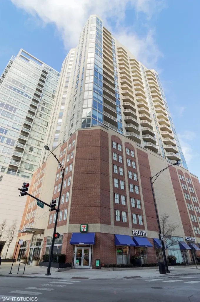 645 North Kingsbury Street Chicago IL 60610