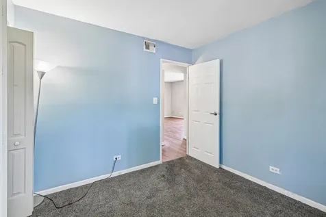 4833 West 109th Street Oak Lawn IL 60453