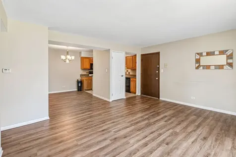 4833 West 109th Street Oak Lawn IL 60453