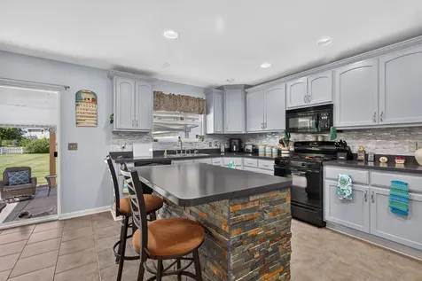 701 Forrest Drive Seneca IL 61360