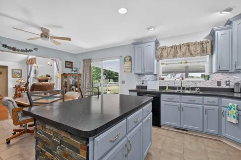 701 Forrest Drive Seneca IL 61360