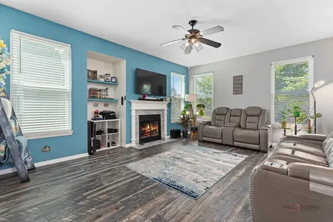 370 Ashford Lane Grayslake IL 60030