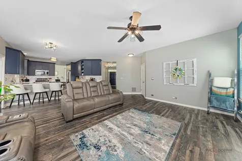 370 Ashford Lane Grayslake IL 60030