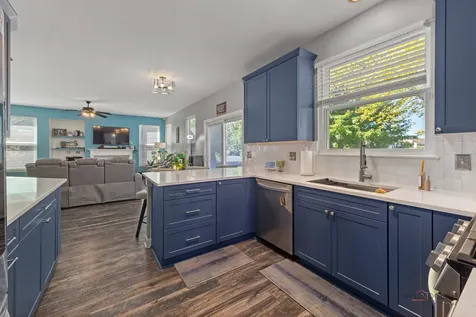 370 Ashford Lane Grayslake IL 60030