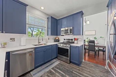 370 Ashford Lane Grayslake IL 60030