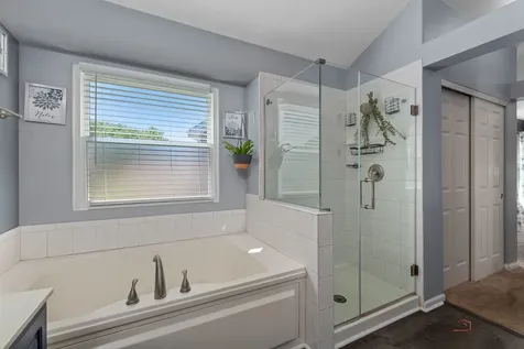 370 Ashford Lane Grayslake IL 60030