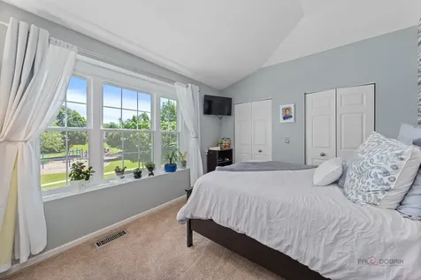 370 Ashford Lane Grayslake IL 60030