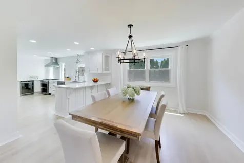 1438 North Haddow Avenue Arlington Heights IL 60004