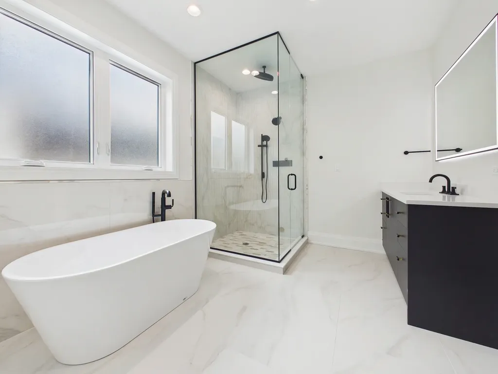 2638 West Superior Street Chicago IL 60612