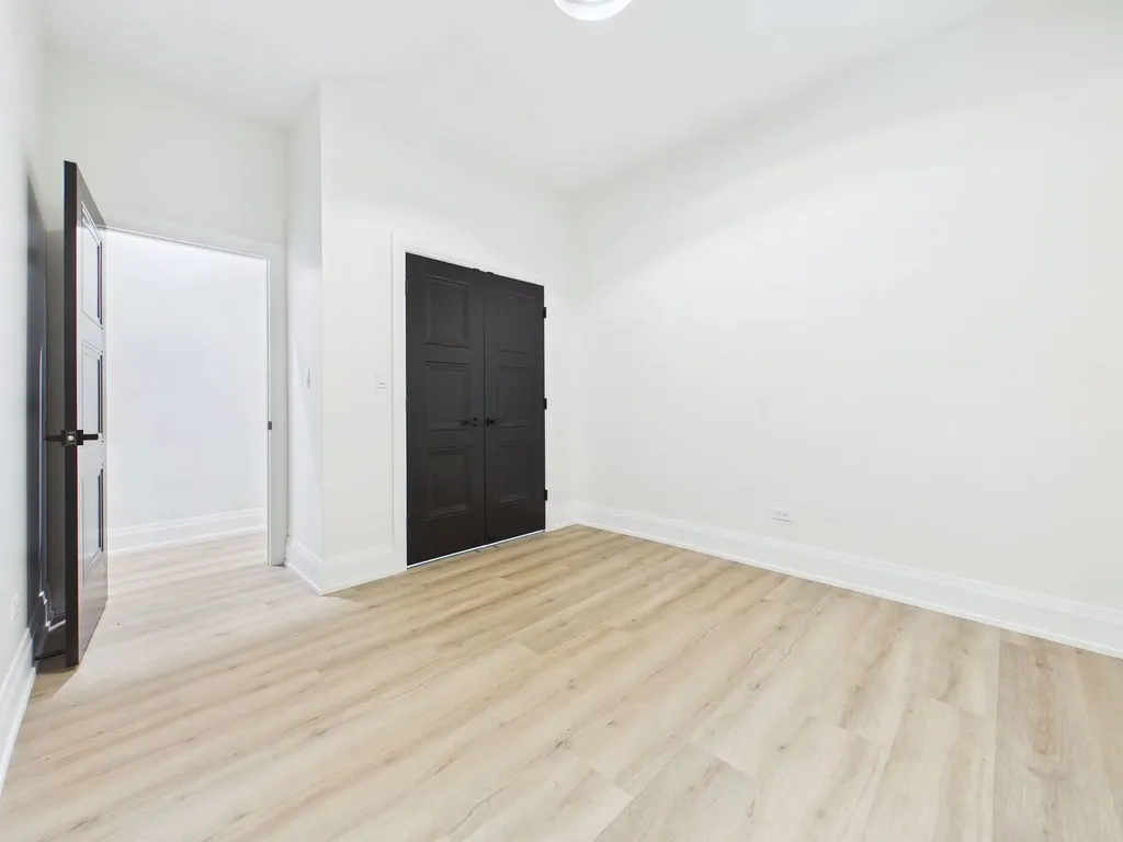 2638 West Superior Street Chicago IL 60612