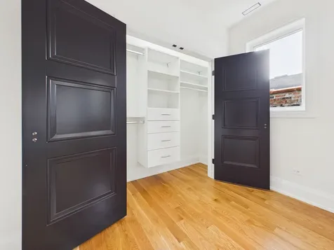 2638 West Superior Street Chicago IL 60612