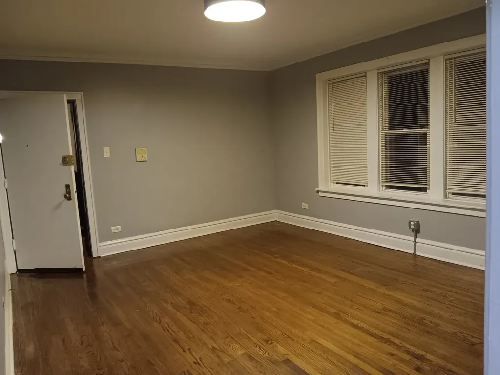 5459 North Spaulding Avenue Chicago IL 60625