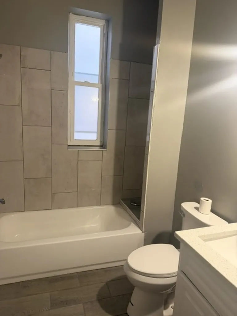 1921 South Saint Louis Avenue Chicago IL 60623