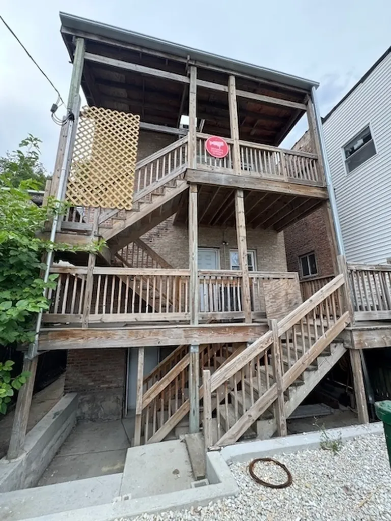 1921 South Saint Louis Avenue Chicago IL 60623