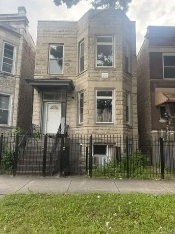 1921 South Saint Louis Avenue Chicago IL 60623