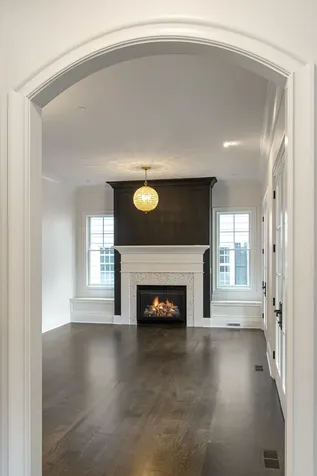 938 Waverly Road Glen Ellyn IL 60137
