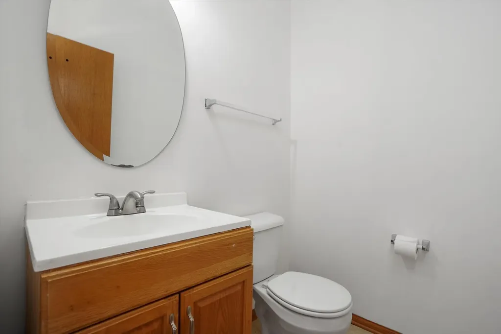 2304 Hudson Circle Aurora IL 60502