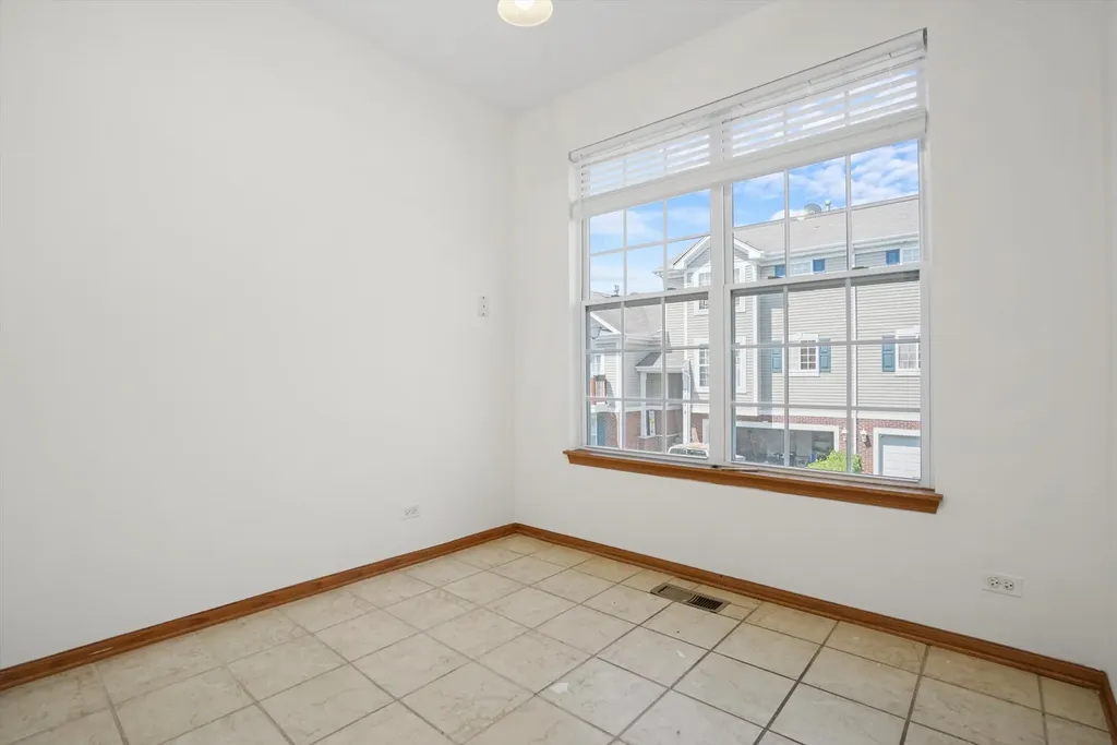 2304 Hudson Circle Aurora IL 60502