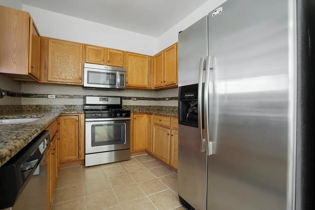 2304 Hudson Circle Aurora IL 60502