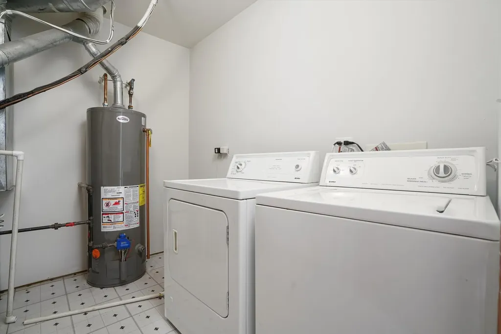 2304 Hudson Circle Aurora IL 60502