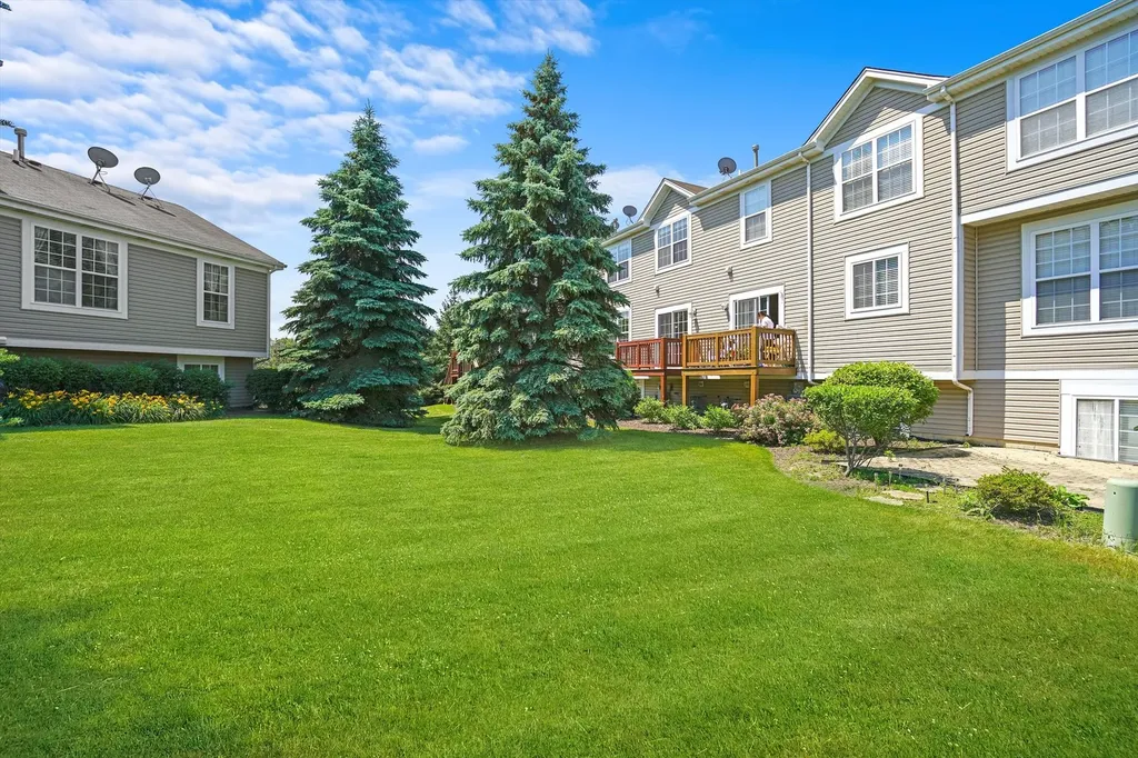 2304 Hudson Circle Aurora IL 60502