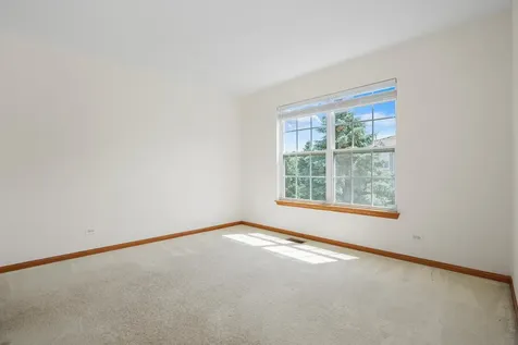 2304 Hudson Circle Aurora IL 60502