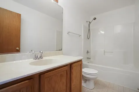 2304 Hudson Circle Aurora IL 60502
