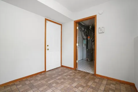 2304 Hudson Circle Aurora IL 60502