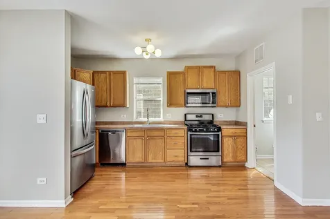 3761 South Lake Park Avenue Chicago IL 60653