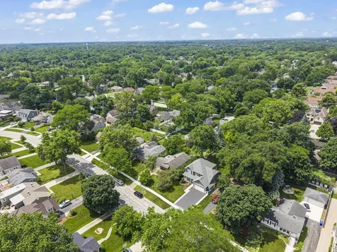 1020 South Gables Boulevard Wheaton IL 60189