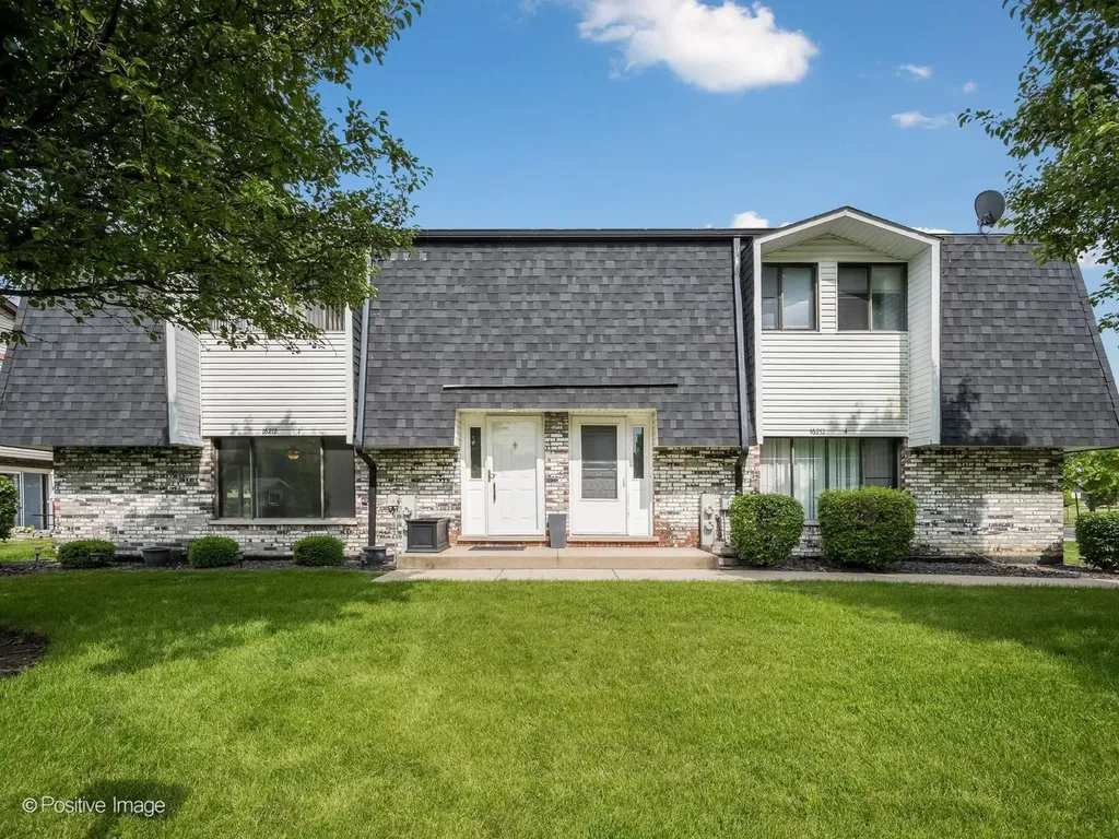 16212 Apple Lane Tinley Park IL 60487