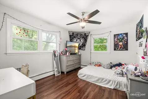 1108 Edwards Avenue St. Charles IL 60174