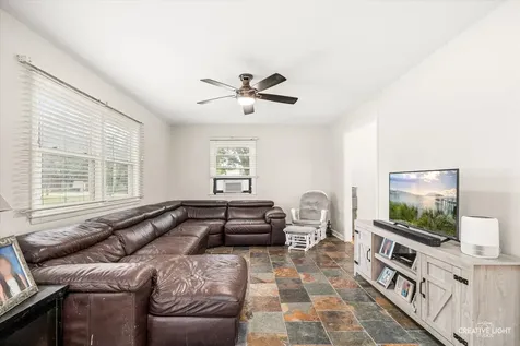 1108 Edwards Avenue St. Charles IL 60174