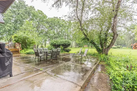 2330 Coach Road Long Grove IL 60047