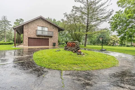 2330 Coach Road Long Grove IL 60047