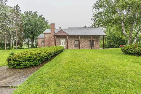 2330 Coach Road Long Grove IL 60047