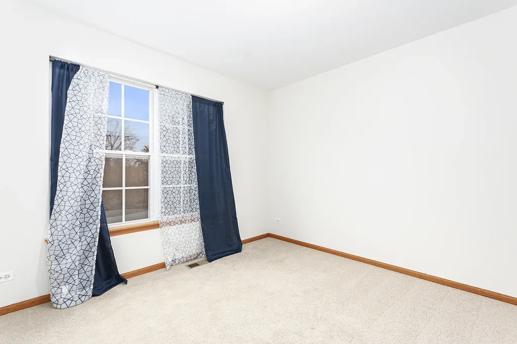 2285 Hudson Circle Aurora IL 60502