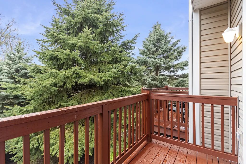 2285 Hudson Circle Aurora IL 60502