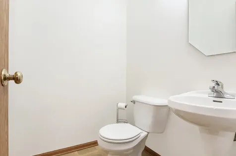 2285 Hudson Circle Aurora IL 60502