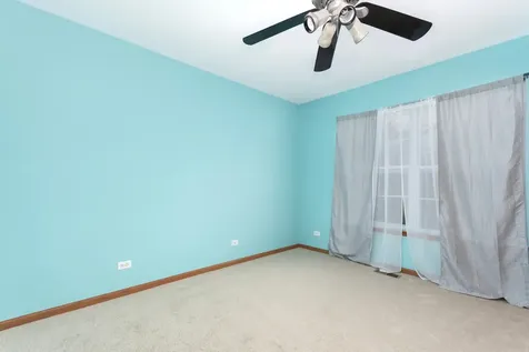 2285 Hudson Circle Aurora IL 60502