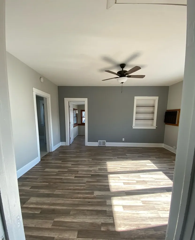 739 Iowa Avenue Aurora IL 60506