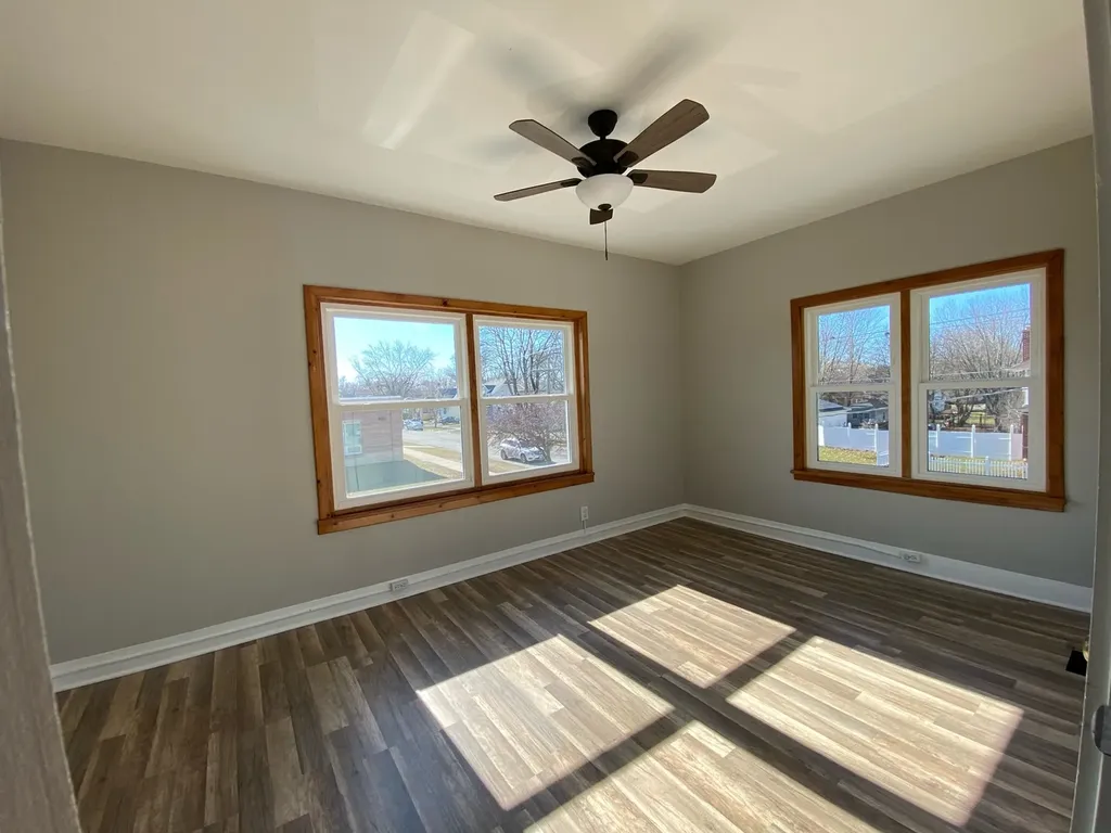 739 Iowa Avenue Aurora IL 60506