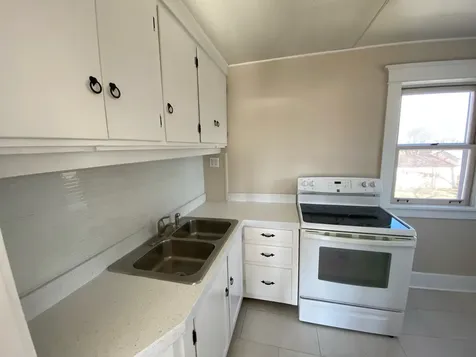 739 Iowa Avenue Aurora IL 60506