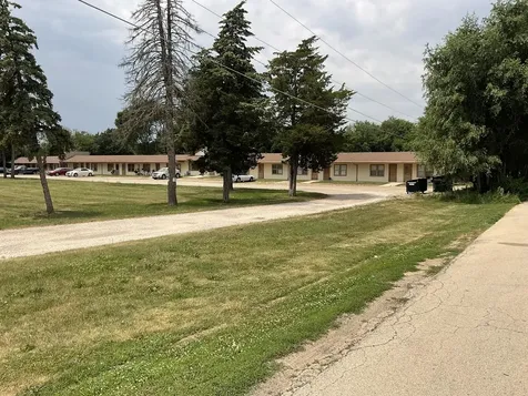 1015 North Bridge Street Yorkville IL 60560