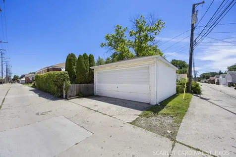 2216 South 11th Avenue North Riverside IL 60546