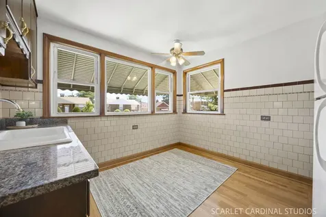 2216 South 11th Avenue North Riverside IL 60546