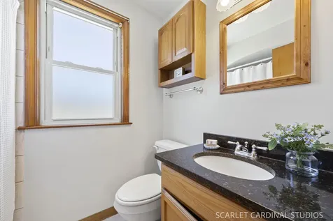 2216 South 11th Avenue North Riverside IL 60546
